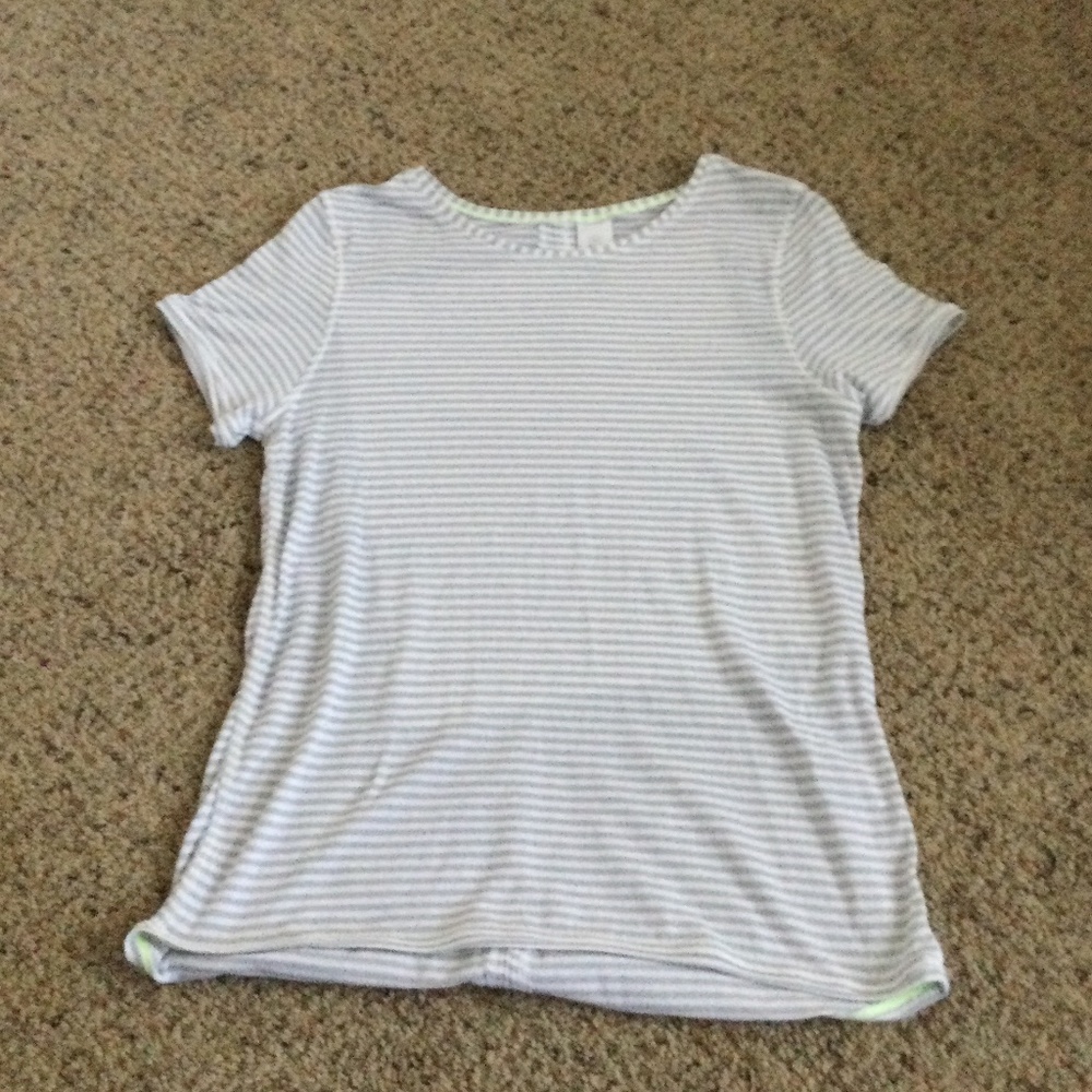 Ivivva athletic tee shirt